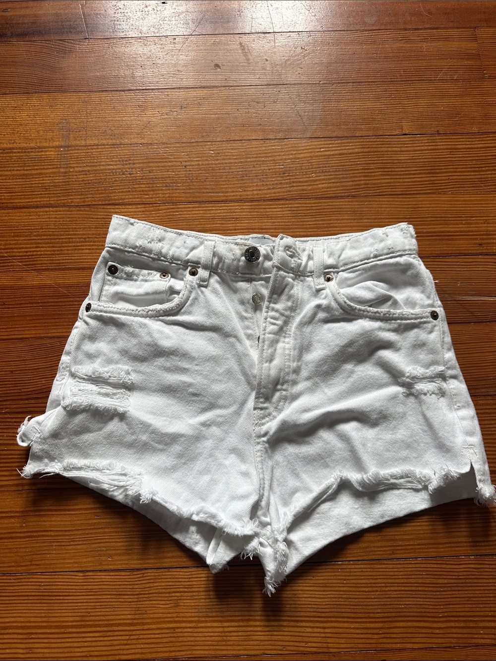 ZARA High-Rise White Distressed Women’s Denim Shorts